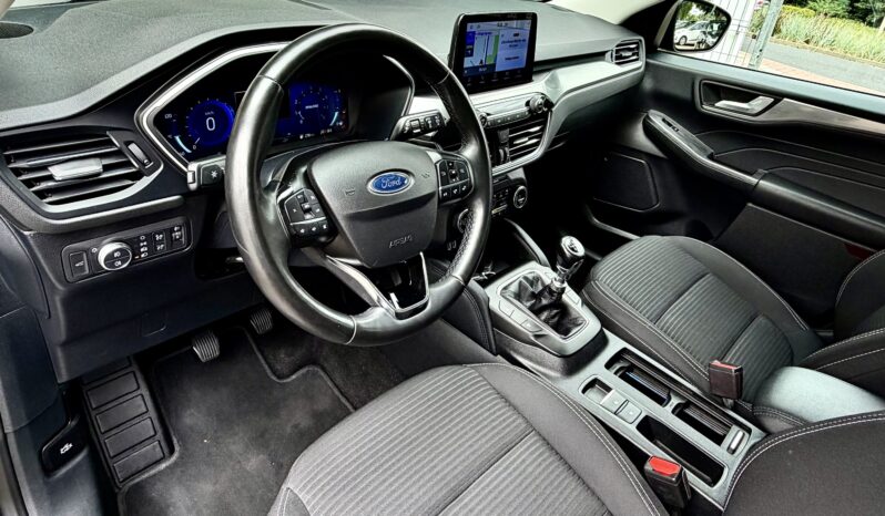 FORD KUGA 1.5 150KM benzyna ASO Polska 1 właściciel RATA od 728 zł full