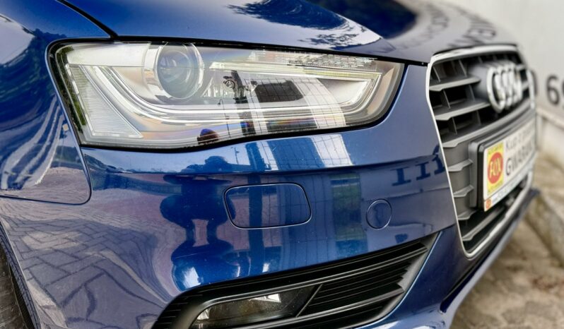 Audi A4 Audi A4 B8 2.0tdi 143KM LIFT – Navi, Xenon, 2xLed – WEBASTO full